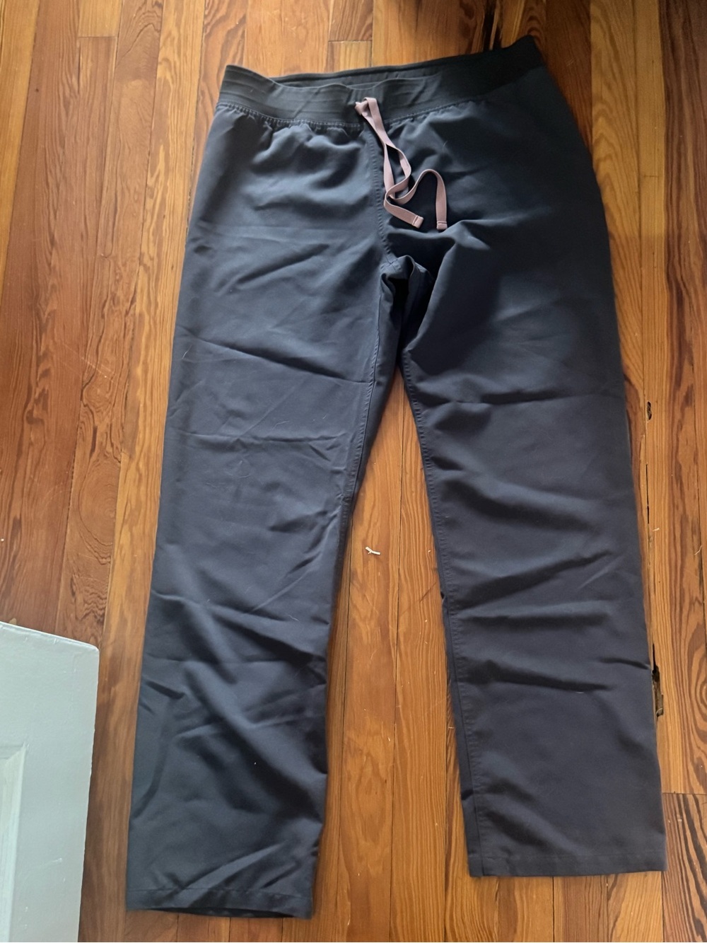 Figs Livingston Basic Scrub Pants™ - Charcoal